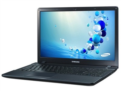三星270E5J-X03 曜月黑設計，獨顯性能的入門級筆記本